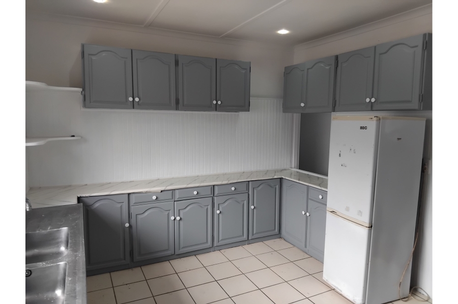 4 Bedroom Property for Sale in Zeekoevlei Western Cape